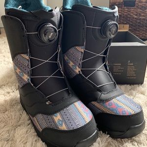Burton MINT snowboard boots sz 10